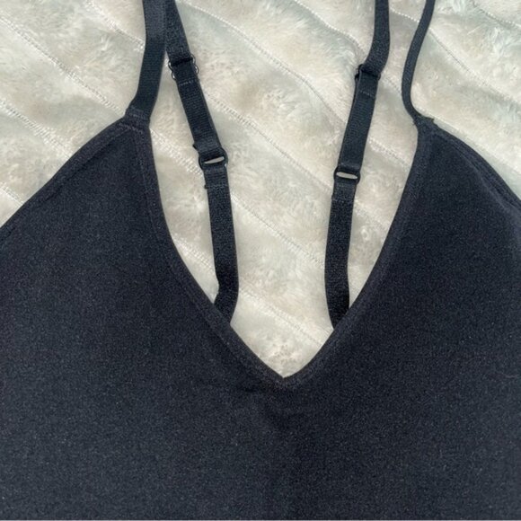 Yitty Nearly Naked Shapewear Plunge Bra in Iconic Black • Size Medium / Large - Picture 2 of 6